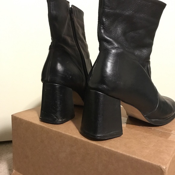Shoes - Black booties